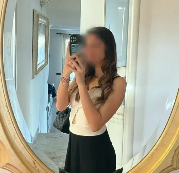 Bianca, 19