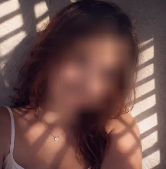 Dilara, 23
