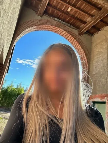 Fabienne, 28