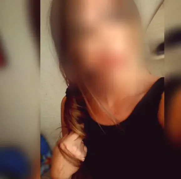 Jette, 32