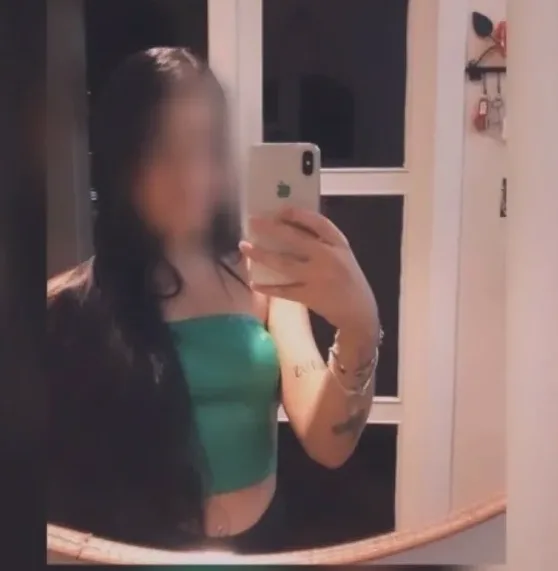Lisa, 20