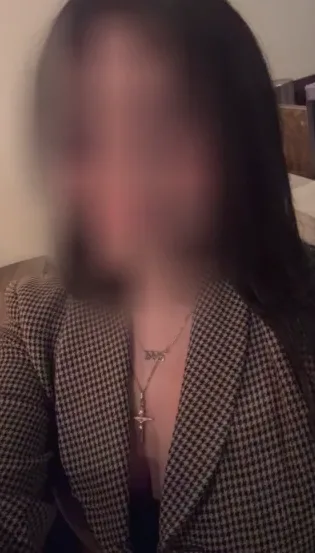 Nora, 29